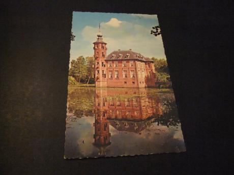 Kasteel Bouvigne Breda 1965 ( weerspiegeling in het water)